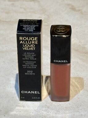 Chanel Rouge Allure Liquid Velvet Lipstick - 202 Secrète
